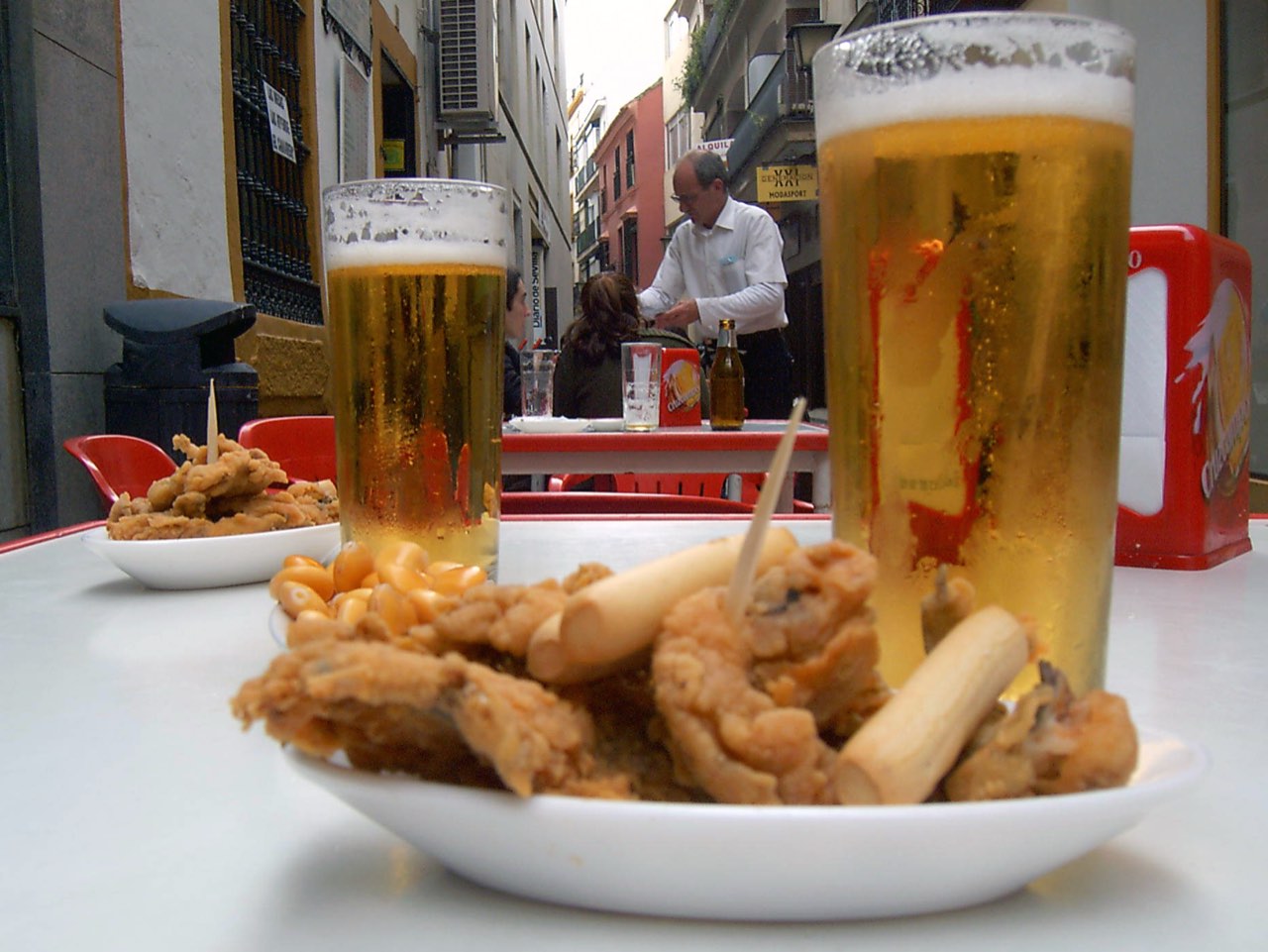 Andalusische tapas zoals geserveerd in Álora's bars